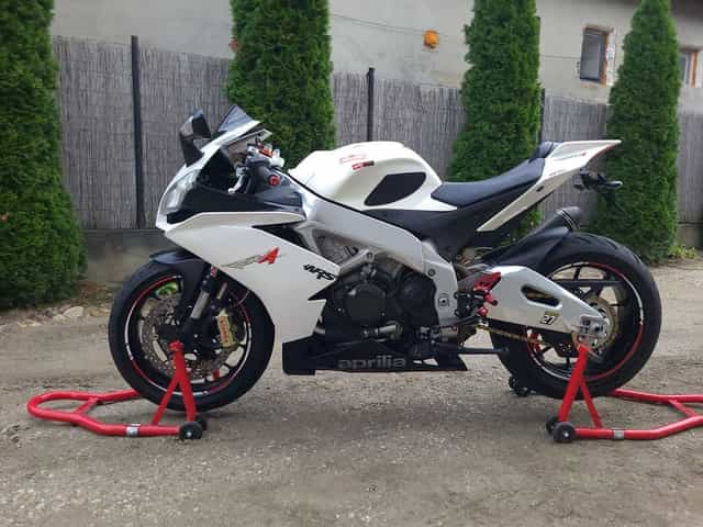 Vand Aprilia Rsv4 ,1000cc ,180cp