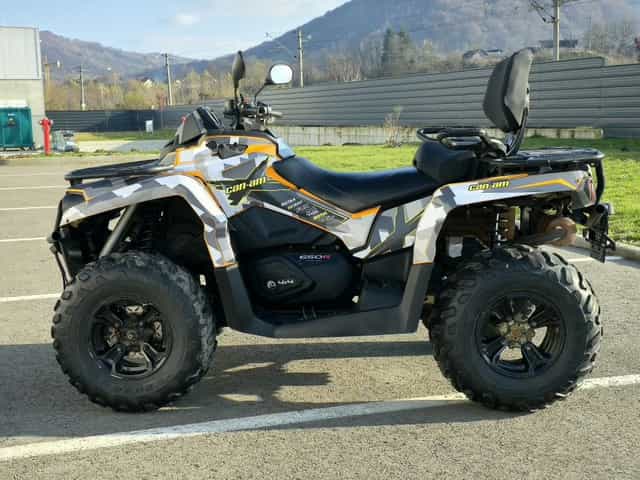 Can-am outlander 650R an 2021