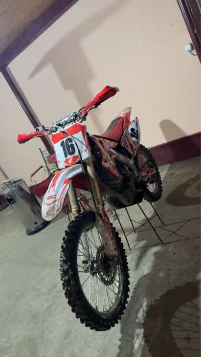 Vand sau schimb cu atv