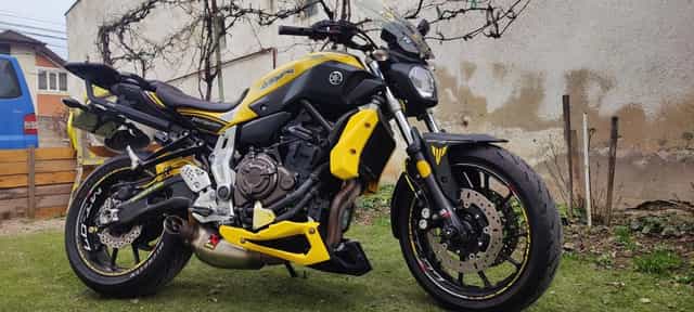 motocicleta yamaha mt 07