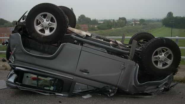 Dezmembrez Land rover Defender an 2010 td4 puma