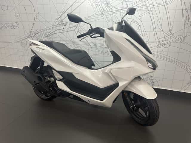 Vand scooter Honda PCX - nou 0 km
