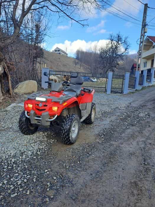 Vând atv can-am 400