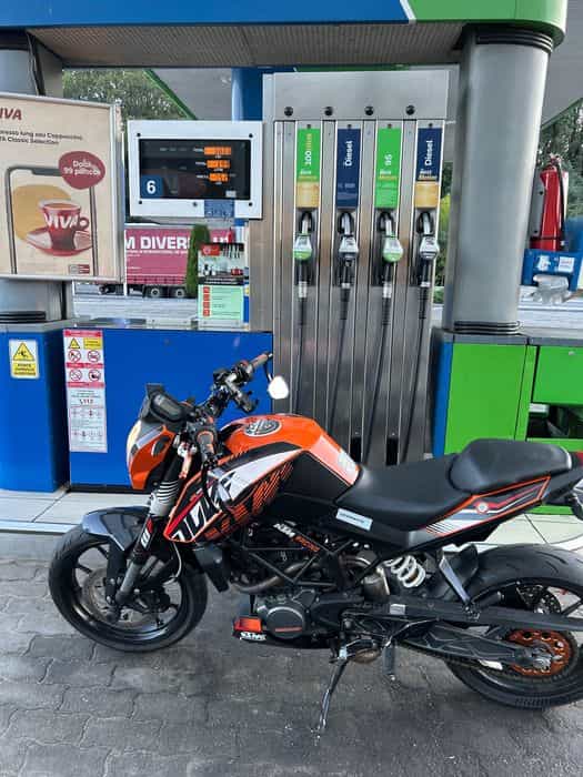 KTM Duke 125 2012, prim proprietar RO, stare foarte bună