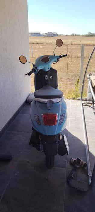 Vând scuter ca nou 49 cm