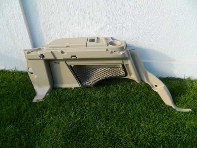 Protectie portbagaj stanga Land Rover Discovery 3 model 2004-2009