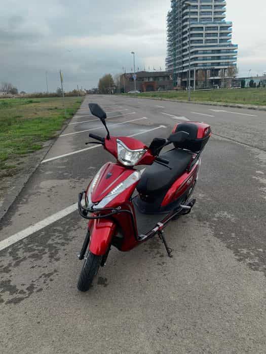 Vand/schimb scuter Hoinarul V electric