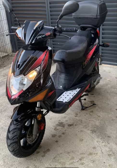 Scuter keenway 49 set nou 80