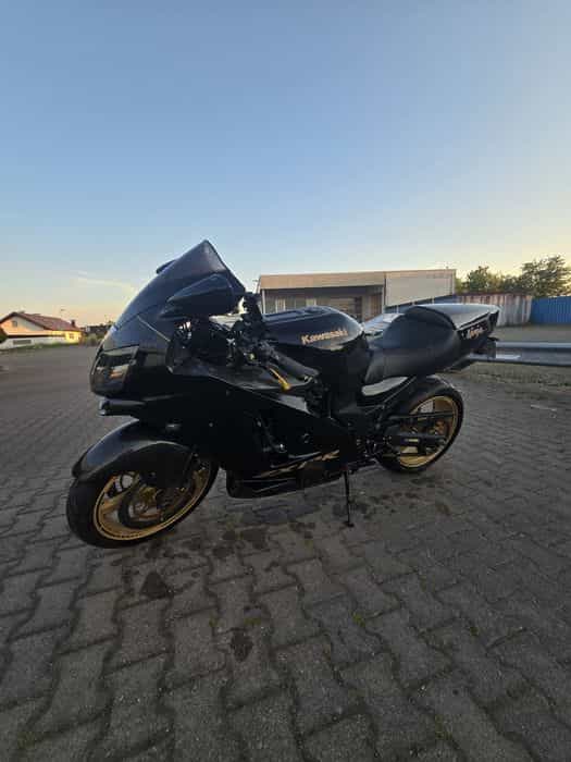 Kawasaki ZX12R 1200CM3