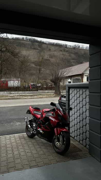 Vand Honda CBR600f4i