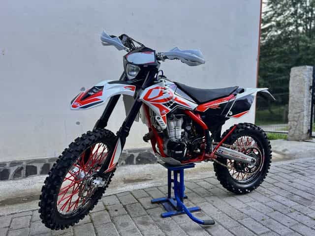 Beta RR 350 cc Enduro ( nu ktm , honda , suzuki , yamaha , gas gas )