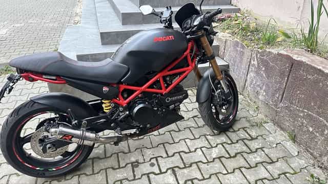 Ducati Monster 695 Race Café – Custom Profesional / Stare Excelentă