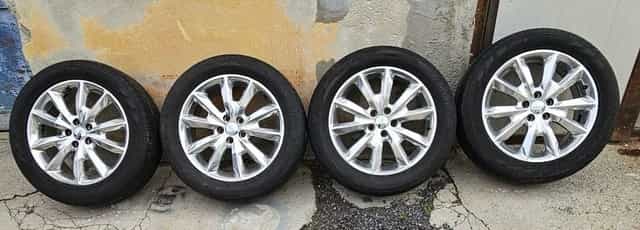 Roti Jante jeep Cherokee cu anvelope vara 18"