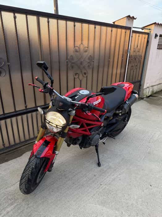 Ducati monster 696/An 2011 noiembrie/Km:29100/Adusa recent