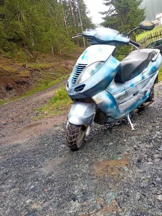 Vand scuter kymco 150cc