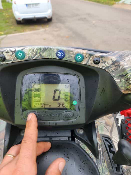 Vând atv kawasaki 750 4x4 brute force