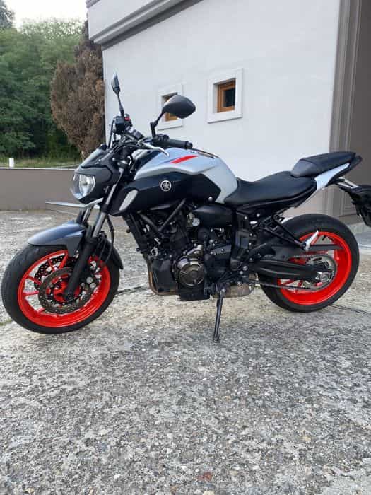 Yamaha MT 07, limitat A2