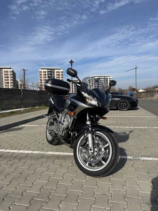 Yamaha FZ-6S Fazer / 600 Fazer