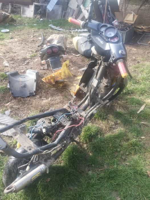Vând/dezmembrez scuter aprilia