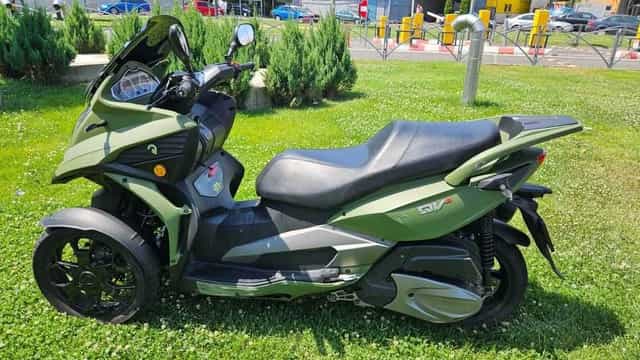 Triciclu Piaggio Quadro QV3 (3 roti), carnet categoria B