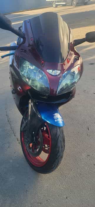 Kawasaki zx6r 636