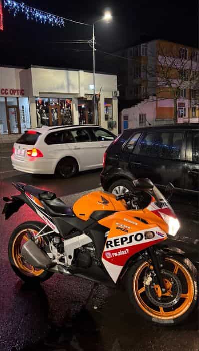 Honda Cbr 125r Repsol