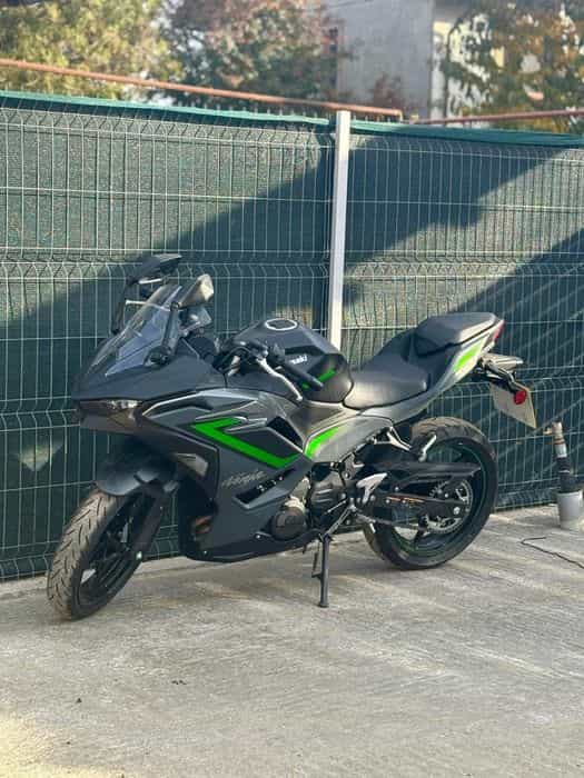 Kavasaki Ninja 500cc 2024