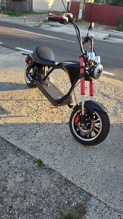 Vând scuter electric