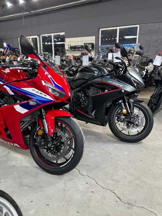 Honda CBR 650R 2025 - nou - 0 km - Honda Constanta by EST BIKE