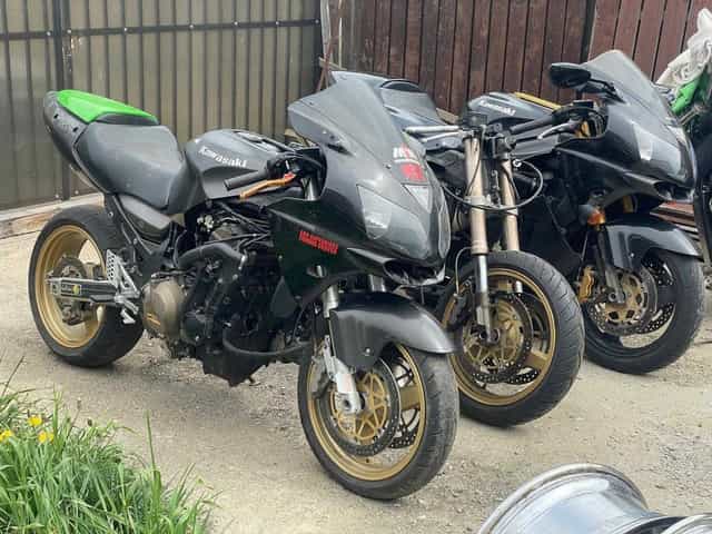 Kawasaki ZX-12R ninja piese pentru toate modele 2000 - 2006