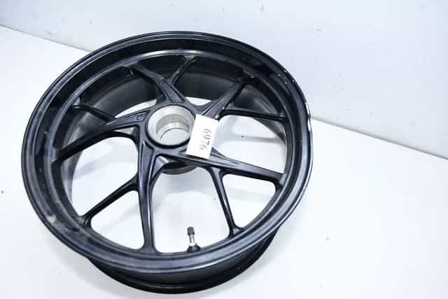 Jantă spate Ducati Panigale V4 2018-2020 îndoită , crăpată