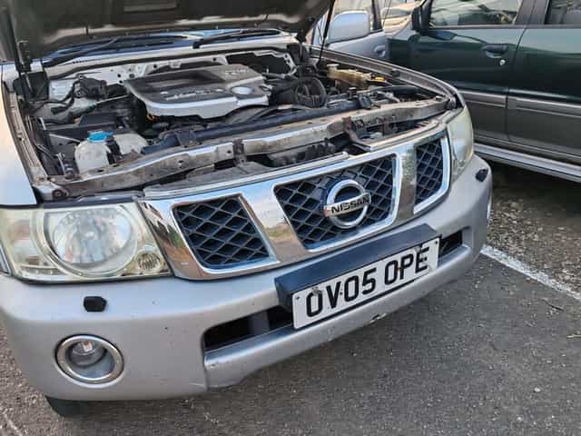 Motor Nissan patrol y61 zd 30 an 2003.   2004
