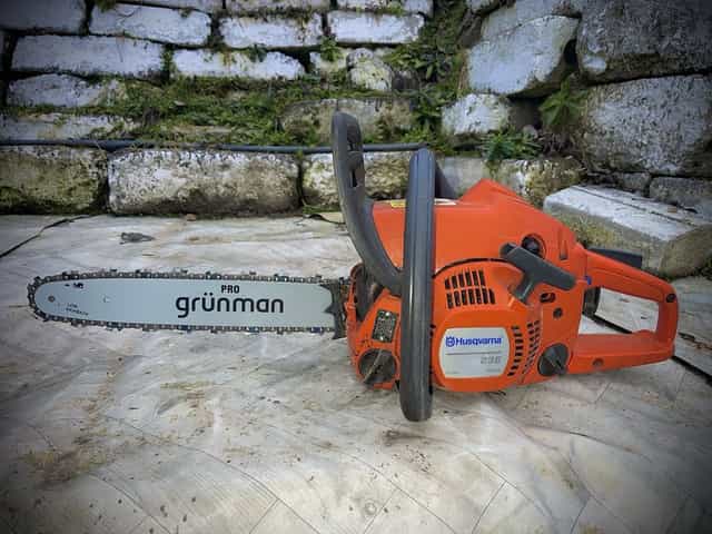 Husqvarna 236 x torq