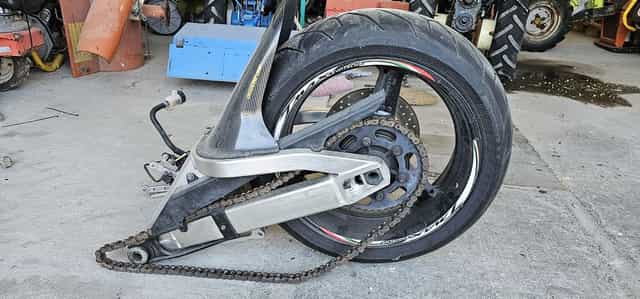 Roata completa cu bascula Yamaha r1,2002