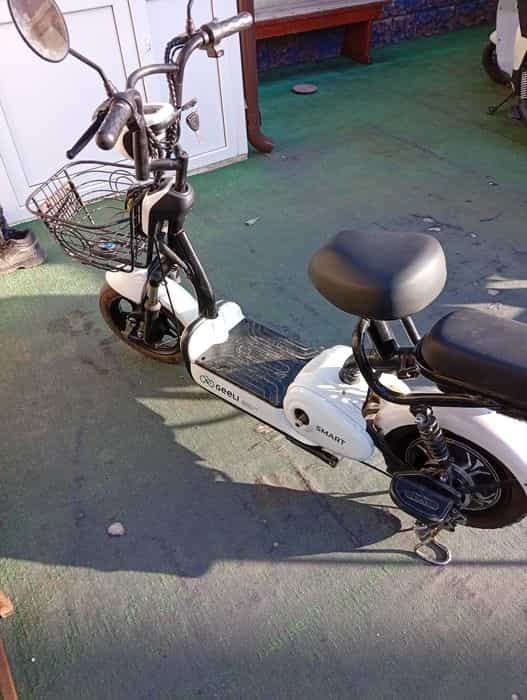 Scuter electric de vazare