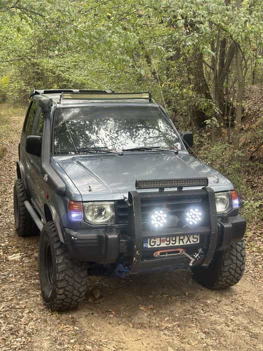 Mitsubishi Pajero Mk2 2.5