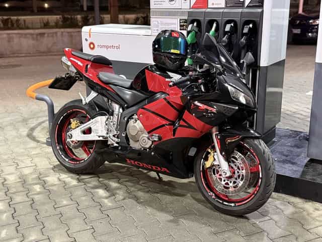 Vand/schimb Honda CBR 600 RR PC37 2004