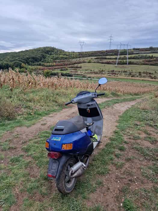 Vând scuter piaggio skipper