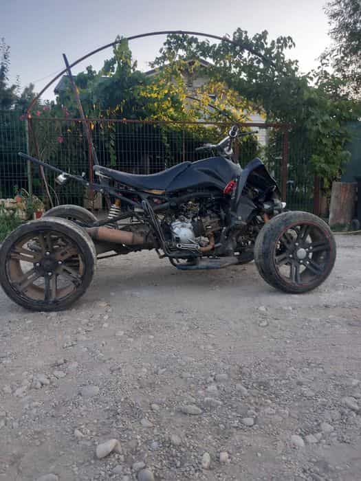 Atv 300 cc quad  .