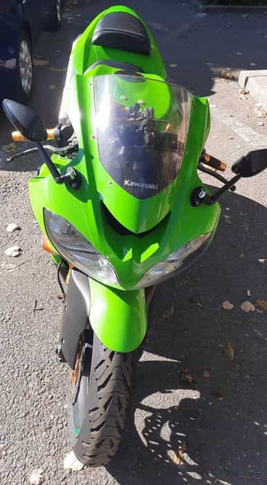 Kawasaki NINJA ZX10R 2004