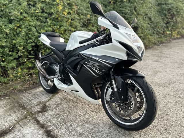 Vând GSX-R 600 L3 Pops & Bangs