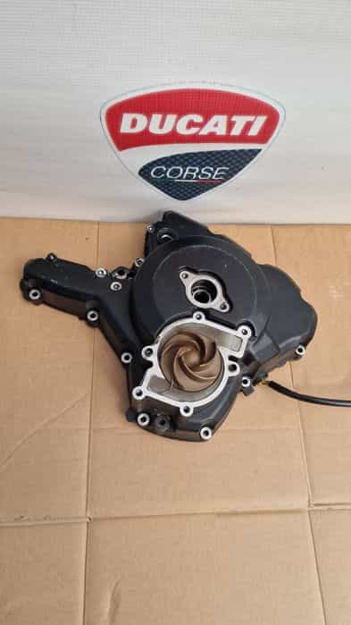 Capac motor stator pompa apa Ducati Diavel Multistrada 2010-2014