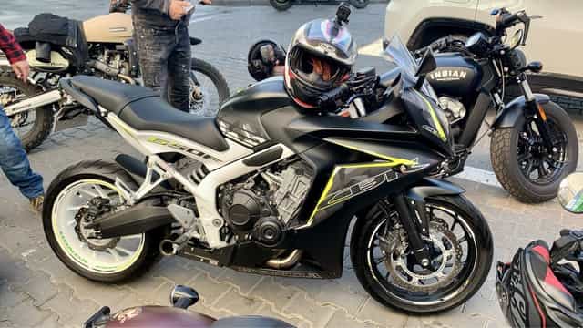 Motocicleta 4800km Honda CBR 650 nouta