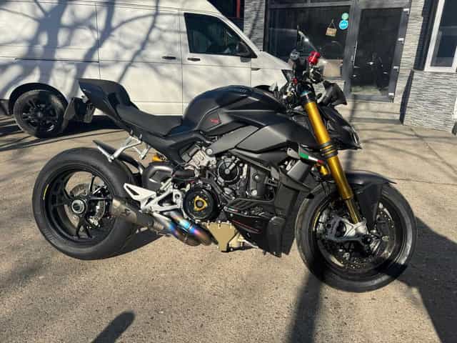 Ducati Streetfighter v4s 2021 Full Carbon Akrapovič  Stare impecabilă.