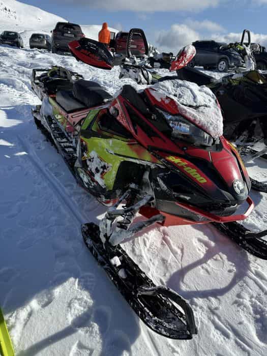 Snowmobil Ski Doo Lynx 850 Boondocker DS 154 vand/schimb