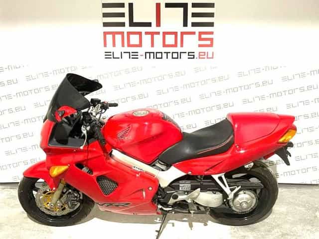 Honda VFR 800 doar 8.900 km impecabilă, condiție showroom - colecție