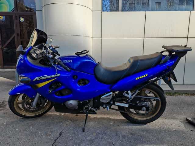 Suzuki GSX600F Katana 2004 cu topcase Shad SH44 si backrest