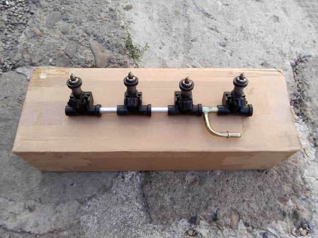 INJECTOARE / suzuki gsxr 750 K 1 K 2 K 3