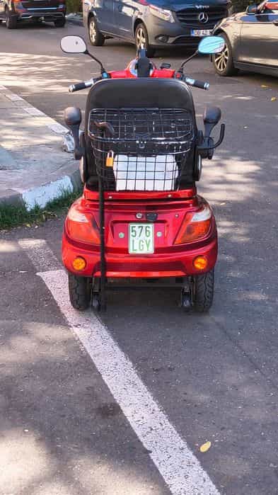 Scuter zetech 1800 w