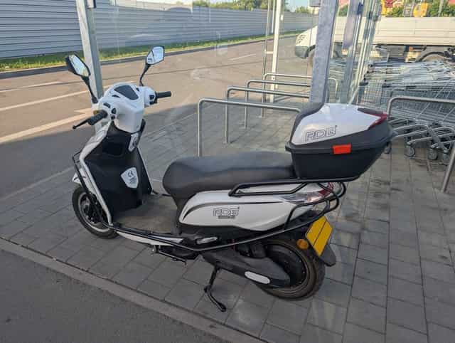 Scuter Electric RDB Hoinarul 5 ( 2000W 25 km/h Fara Permis )